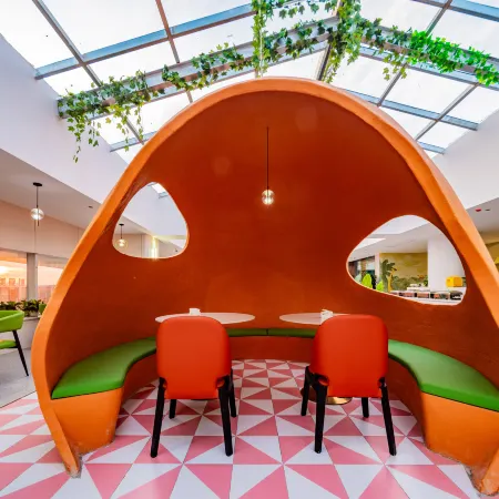 Longting Holiday Hotel (Zigong Fangte Dinosaur Kingdom Store)
