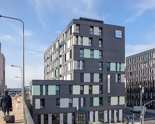 LyvInn Hotel Frankfurt Hoteles cerca de Museo de Arte Moderno