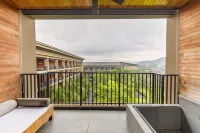 Nankun Shanju Hot Spring Resort - Mountain view