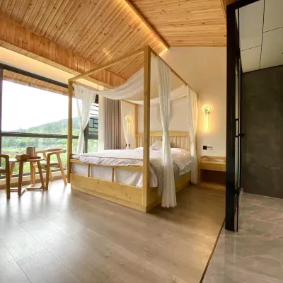 Mount Fanjing Ren Zai Lü Tu Inn (Yamugou Scenic Area) Hotels near Yamugou Scenic Area