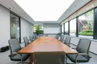 Hanbi Purple City Hotel (Jindong District Government Store, Dayanhe Street Subway Station, Jinhua)