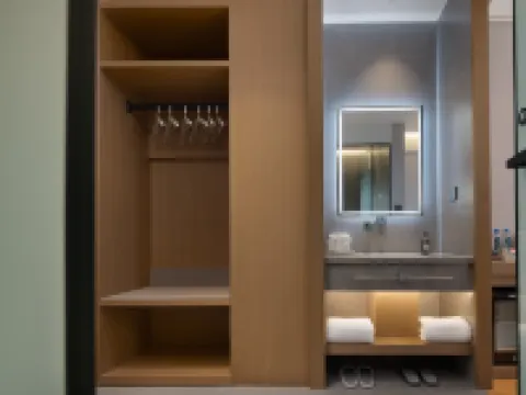 JiFeng International Hotel Hotels in Bole