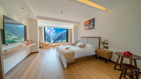 Tiger Roar · Yunbo Jinsha | Snow Mountain Mountain Craftsmen Design Canyon Beauty Stay