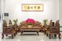 Yunyinli Hotel (Huangguoshu Waterfall Scenic Area Branch)