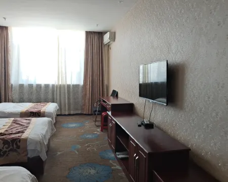 Junyumingcheng Hotel Hotele w: Tacheng