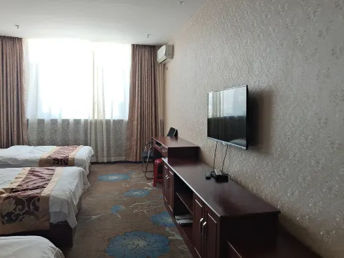 Junyumingcheng Hotel - 2-Star