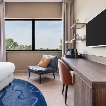 Corendon Amsterdam Schiphol Airport, a Tribute Portfolio Hotel Отели рядом с достопримечательностью «Слотерварт»