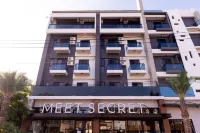 MEET SECRET B&B Hotels near Hongshulinfuyu Wetland Park