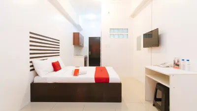 RedDoorz @ Jardin LRT Tayuman Manila Hotell i Santa Cruz
