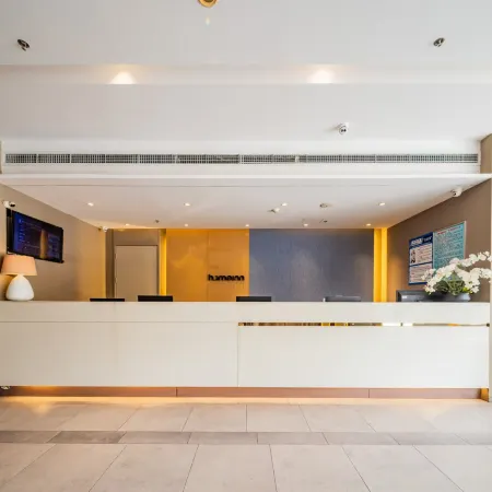 Homeinn · neo (Meishan Pengshan District Weiye Plaza Jinjiang University)