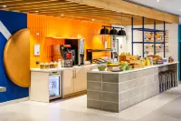Ibis Budget Manchester Airport - breakfast
