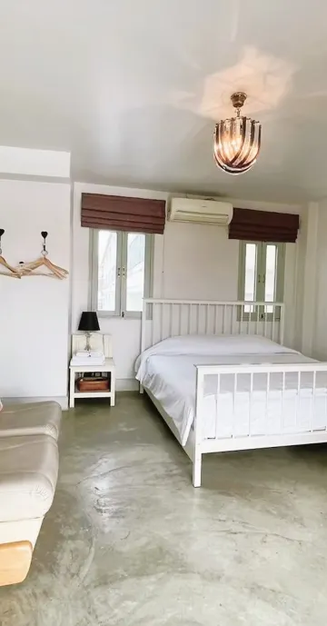 ห้องซูพีเรียร์ เตียงใหญ่ 1 เตียง