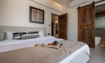 Chuanyu Designer B&B (Chongqing Jiefangbei Pedestrian Street Hongya Cave Branch)