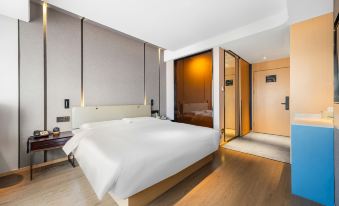 Xiamen Zhongshan Road Pedestrian Street Yaduo Yueqi Hotel