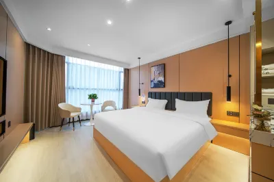 Star Hotel (Wanzhou high-speed Railway North Station Hotel) Hotel in zona Xiefeng Mountain