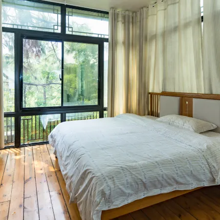 Shending mountain villa