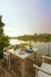 33 Lake Terrace - breakfast