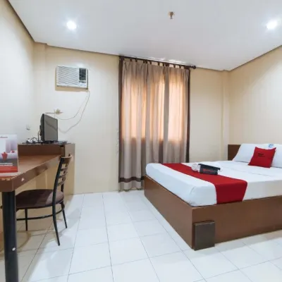 RedDoorz near Olongapo Bus Terminal Hotels near Olongapo Grace Baptist Church
