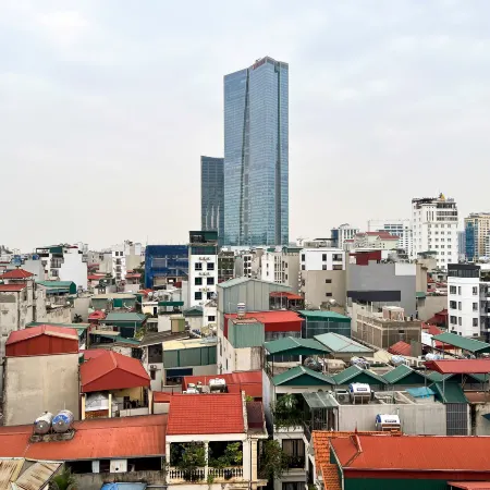 Nine Housing 33/92 Dao Tan Отели рядом с достопримечательностью «Кау Гиай»