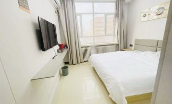 Huating Hotel (Urumqi South Station Branch)