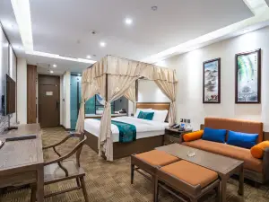 Bailu Hidden Holiday Hotel