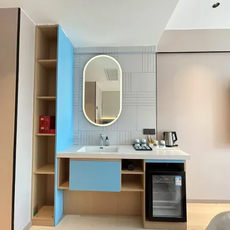 Homeinn Hotel (Lanzhou High-Speed Railway West Station)