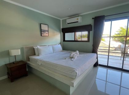 J & Ariya Hotel Near Samui Airport and Koh Phangan Pier