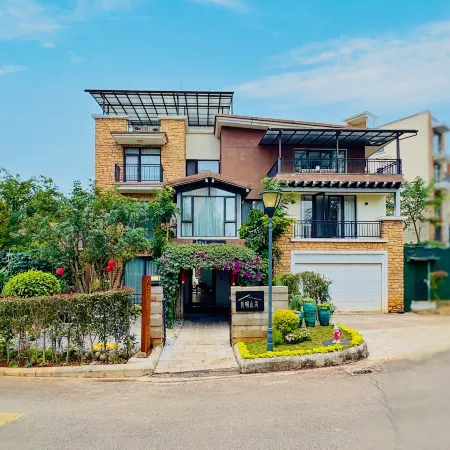 Bright Villa
