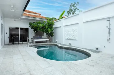 รูปภาพของVilla Franken - Luxury 2BR private pool villa 800m to beach