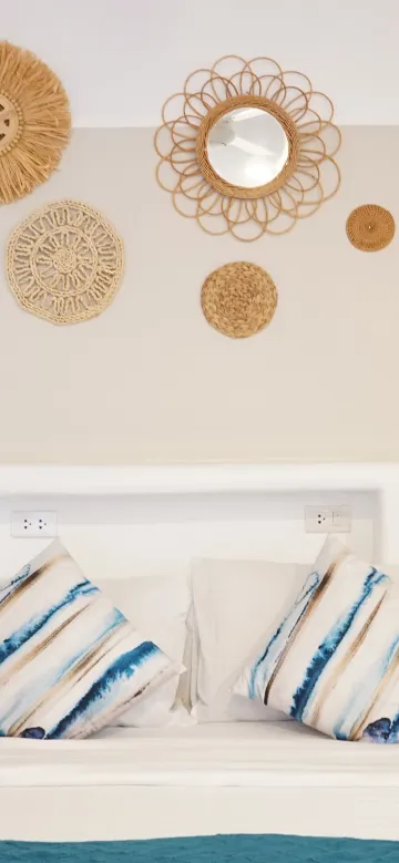 ห้องดีลักซ์ เตียงใหญ่ พร้อมระเบียง