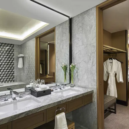 Hilton Manila Newport World Resorts