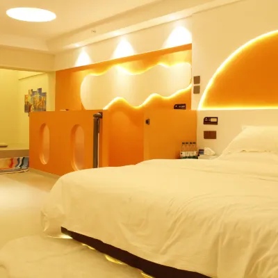 Qiyu Hotel Apartment (Harbin Ice and Snow World Shimao Avenue Metro Station Branch) Hotels near صن آيلاند