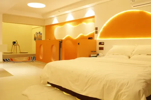 Qiyu Serviced Apartment (Harbin Sun Island Shimao Avenue Subway Station)