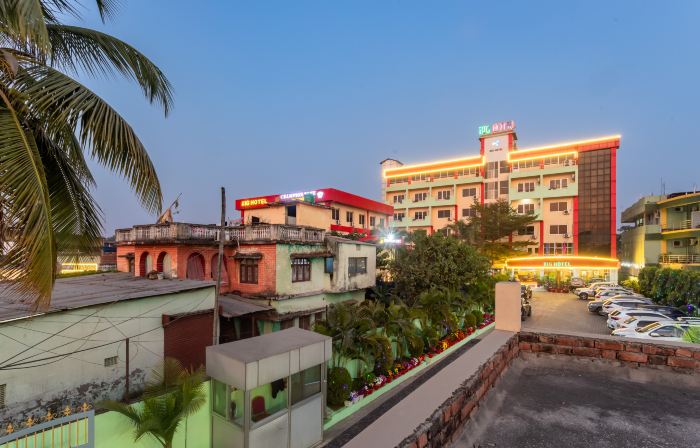 Big Hotel