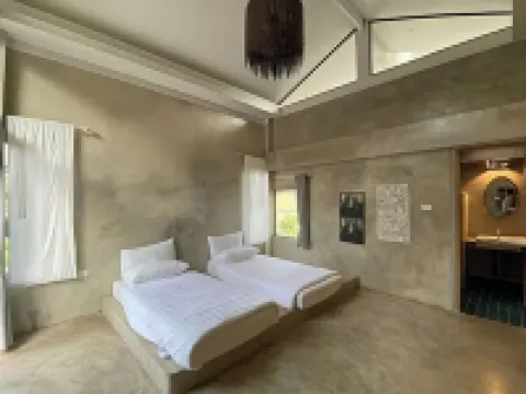 กาลาคาแนล รีสอร์ท โรงแรมในอัมพวา