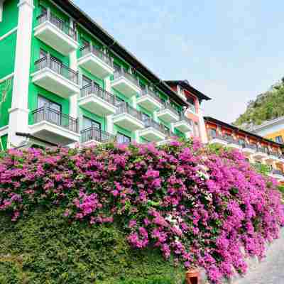 The May Legend Catba Hotel Exterior