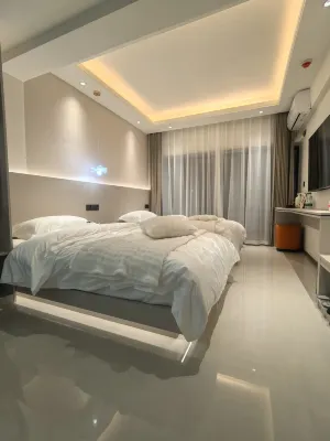 Zixin Hotel (Anshun Nan Toll Station Helicheng) Hotel in zona Tianluowan