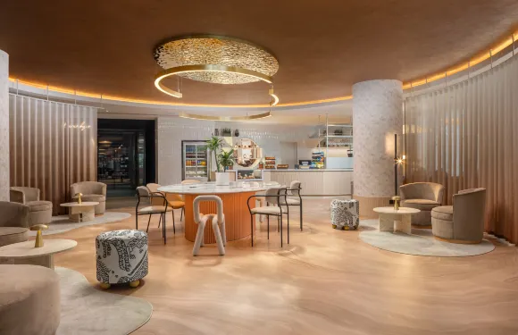 倫敦伯爵府宜必思酒店