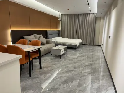 楓驛輕奢民宿（哈爾濱世界歡樂城店） 哈爾濱華德學院附近的飯店