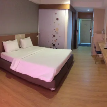 Ingnaam Hotel