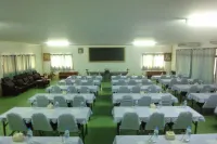 Coconut Home Resort Hotels in Damnoen Saduak District