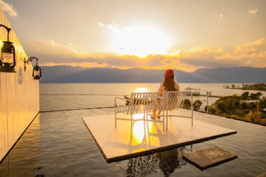 Liansu net honglvpai  Inn โรงแรมใน