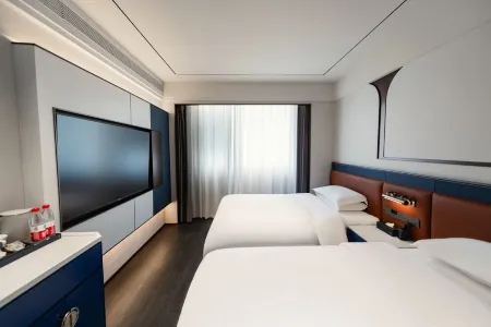 Z Ruipin Mercure Hotel (Suide Shihun Square)