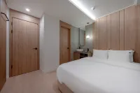 Glam Hotel - Inns