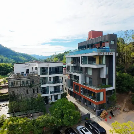 Youran Shanju Hostel
