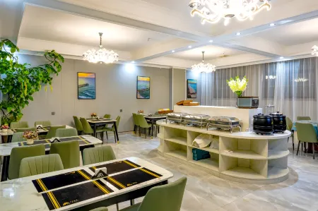 Aifeel Hotel (Baoji High-Speed Railway South Station Wenli College) Отели рядом с достопримечательностью «Baoji University of Arts and Sciences»