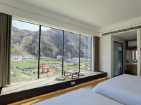 Qingshan Seeker Window Hotels in Foping County