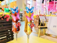 Si Bu Xiang Dream Collection Youth Hostel (Wuhan Garden Expo Branch) - Bares