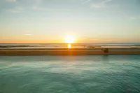 Oasis Hotel - Ocean View