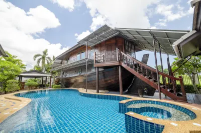 Royal Boat Pool Villa - Pattaya
